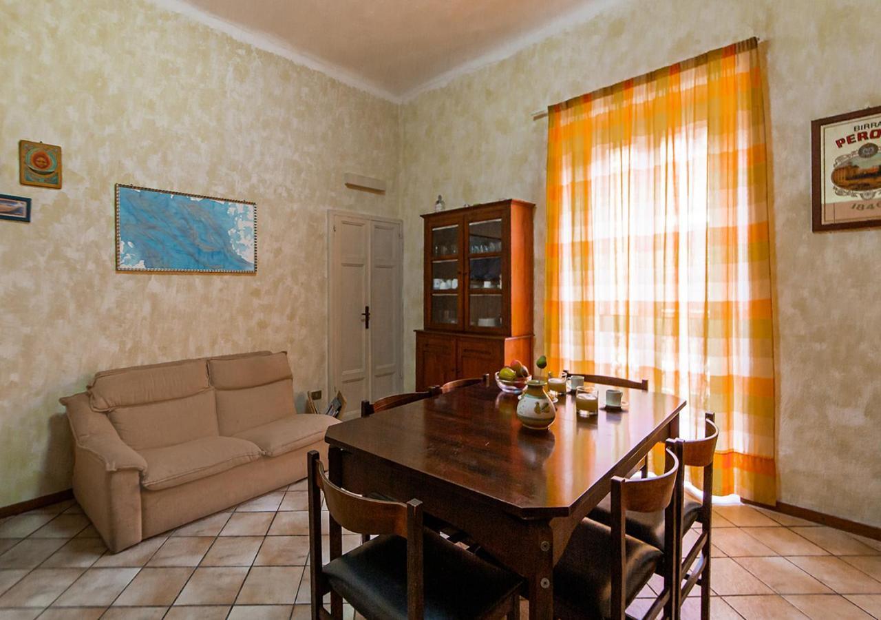 Murphy Holiday Home - Residenza Italia La Maddalena  Luaran gambar