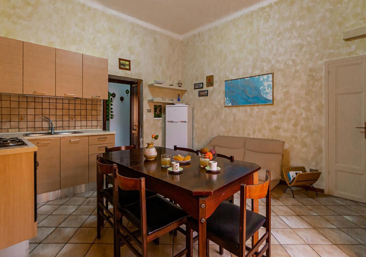 Murphy Holiday Home - Residenza Italia La Maddalena  Luaran gambar