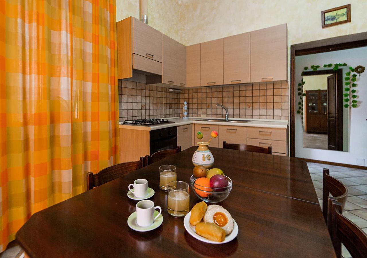 Murphy Holiday Home - Residenza Italia La Maddalena  Luaran gambar