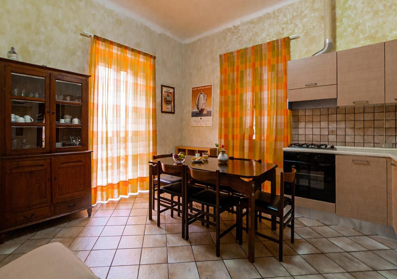 Murphy Holiday Home - Residenza Italia La Maddalena  Luaran gambar